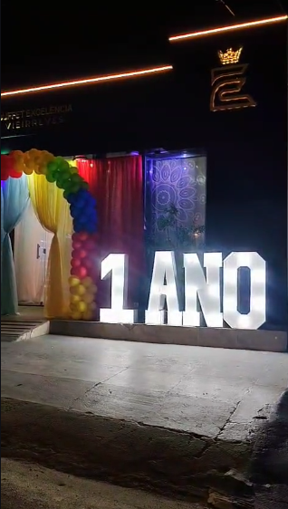 Aniversário — momento 1